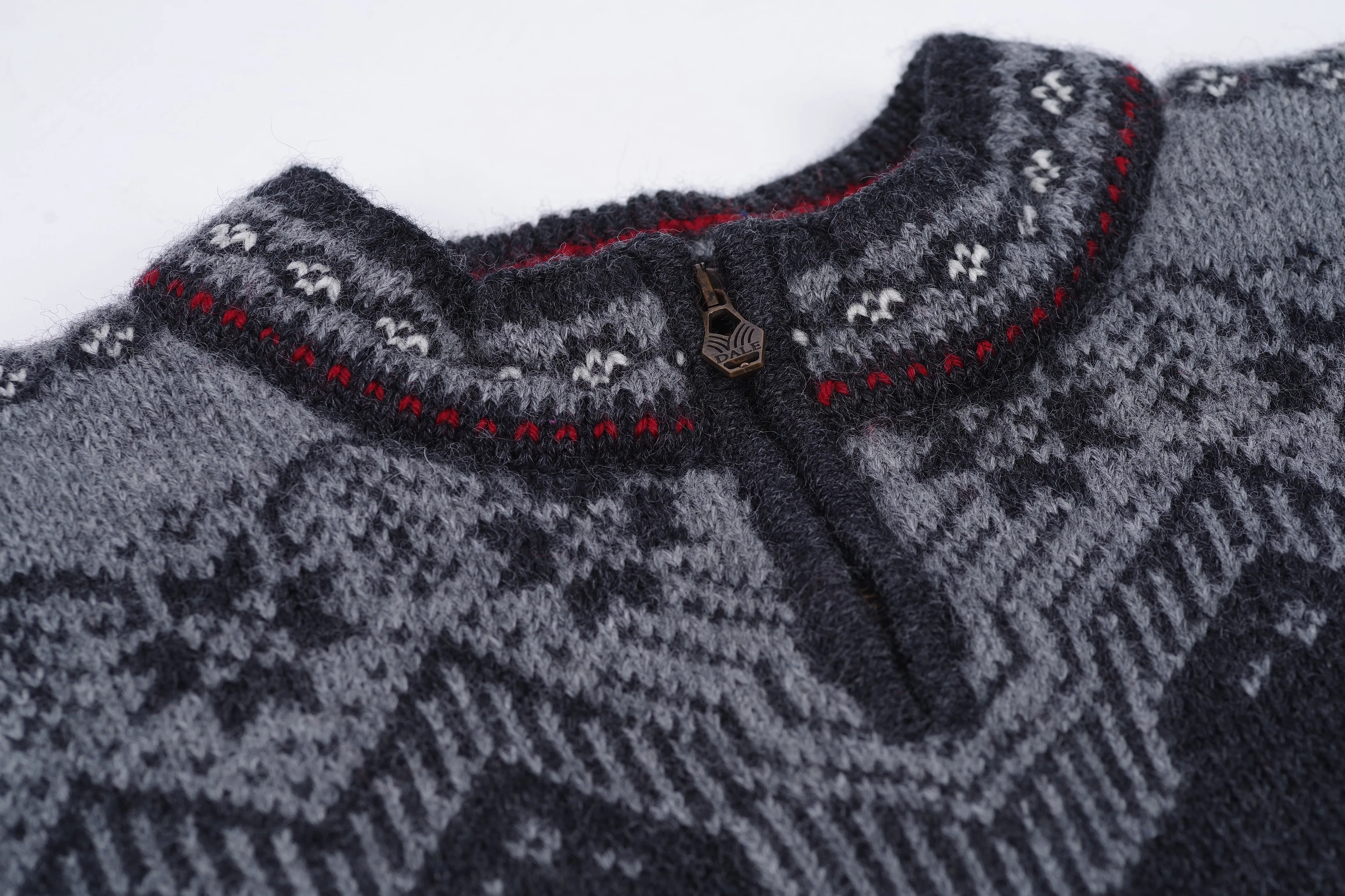 Dale Of Norway Zip Neck Wind Stopper Gray Wool Sweater, Men's M