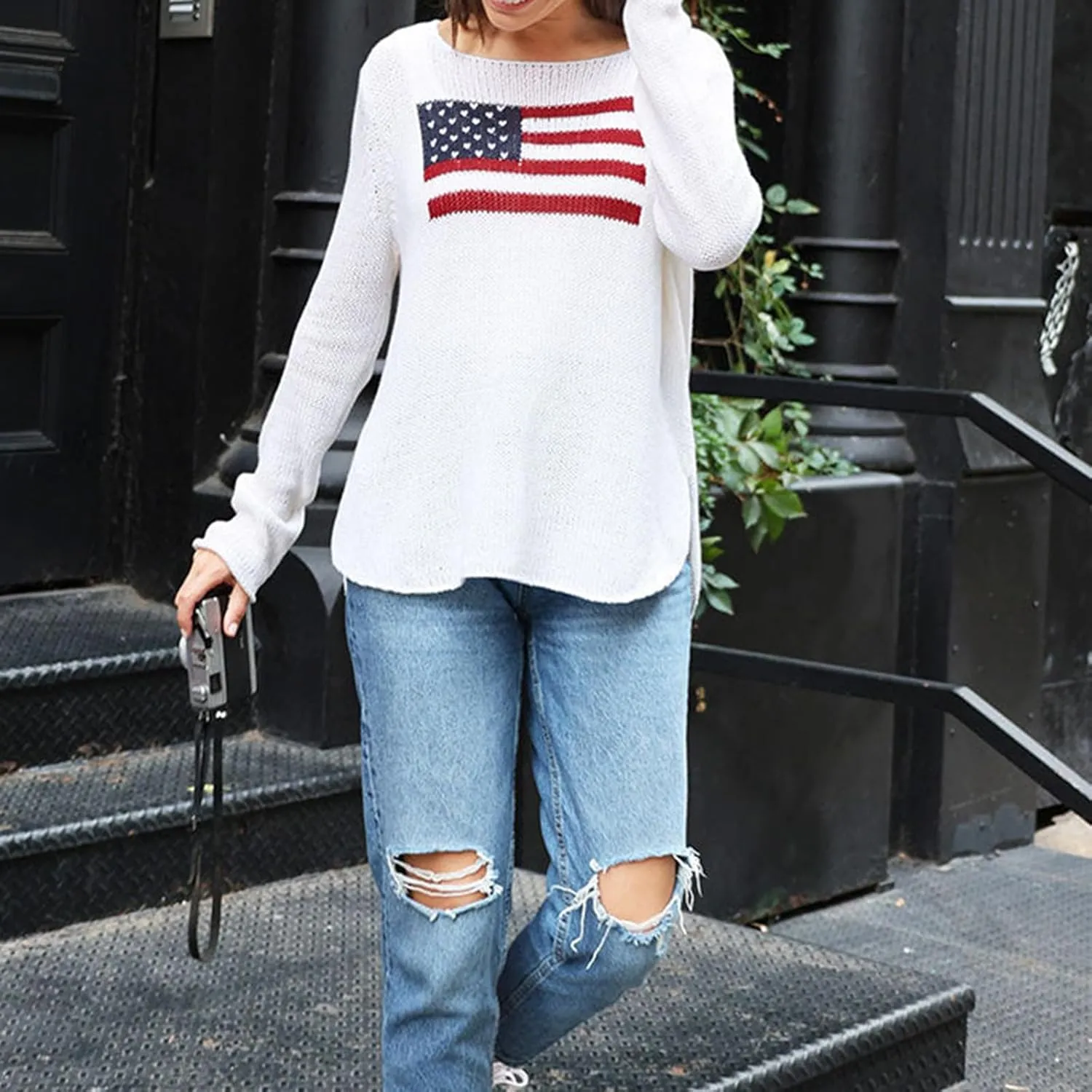Karwuiio Women's Flag Pattern Long Sleeve Crew Neck Sweater Casual Loose 4th of July Pullover Sweater