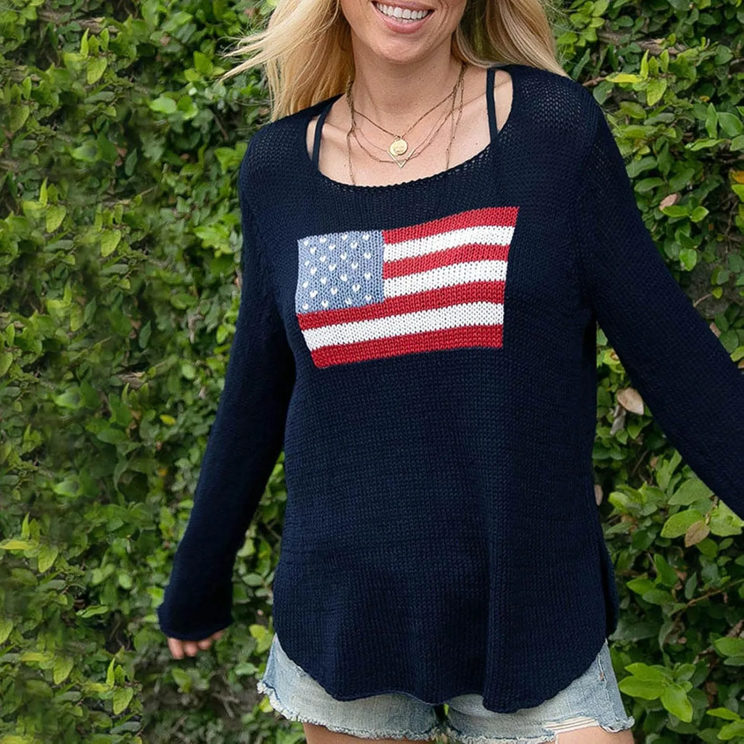 Karwuiio Women's Flag Pattern Long Sleeve Crew Neck Sweater Casual Loose 4th of July Pullover Sweater