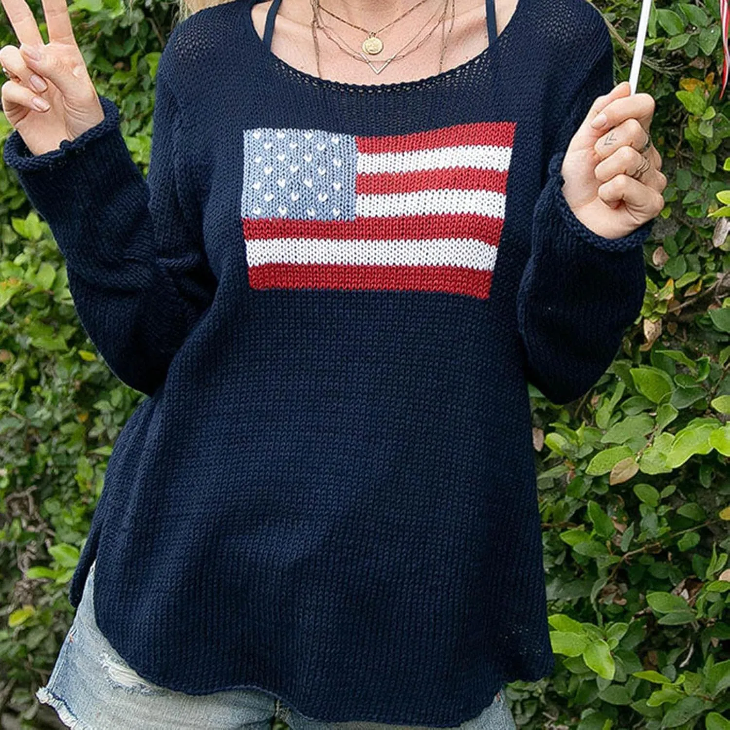 Karwuiio Women's Flag Pattern Long Sleeve Crew Neck Sweater Casual Loose 4th of July Pullover Sweater