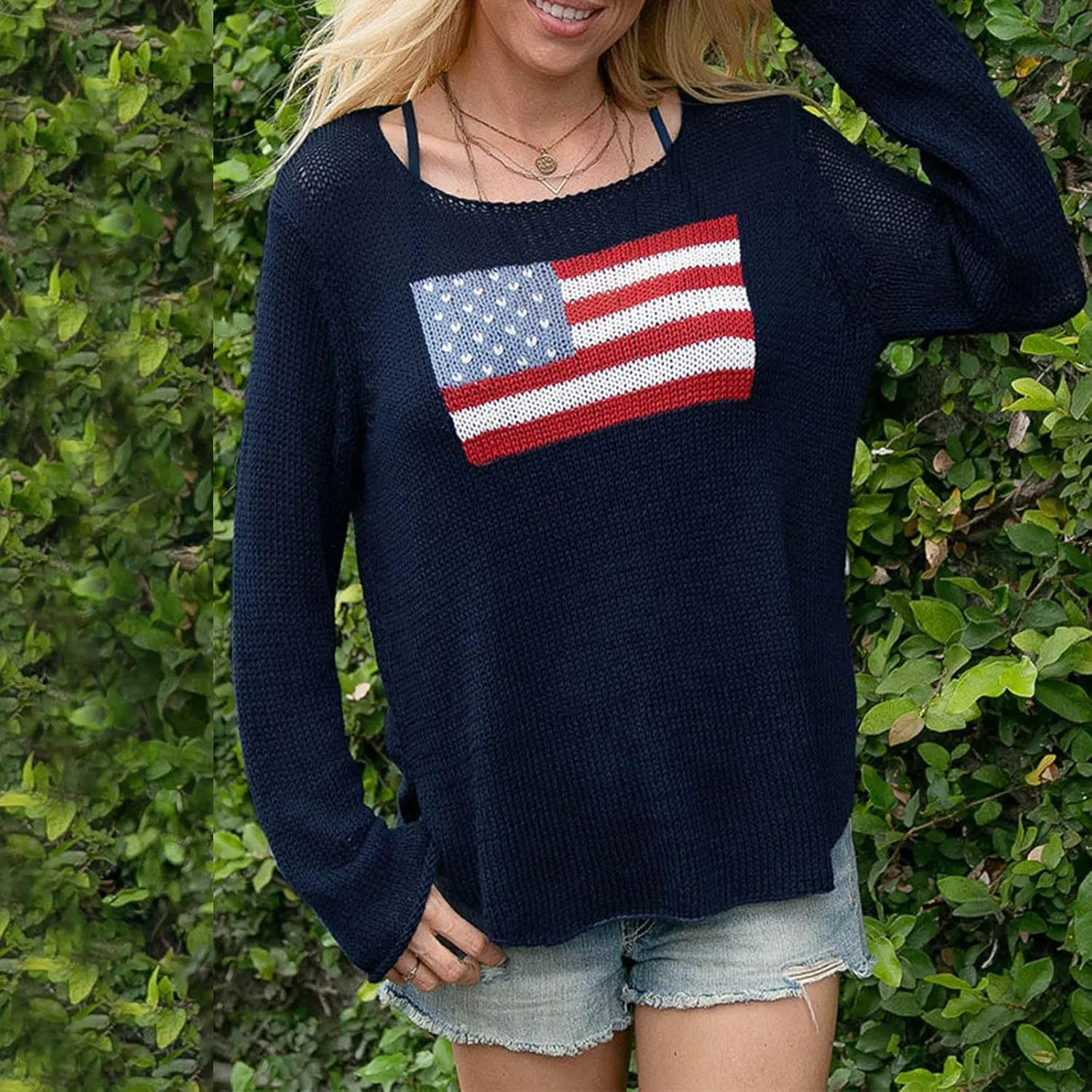 Karwuiio Women's Flag Pattern Long Sleeve Crew Neck Sweater Casual Loose 4th of July Pullover Sweater