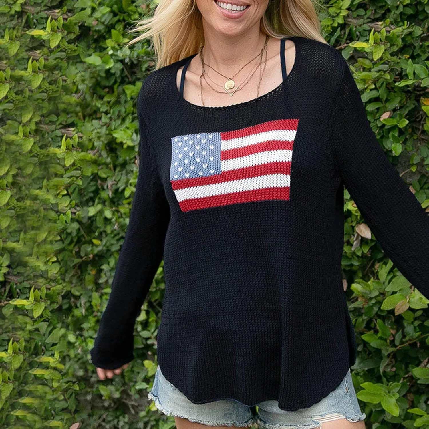 Karwuiio Women's Flag Pattern Long Sleeve Crew Neck Sweater Casual Loose 4th of July Pullover Sweater
